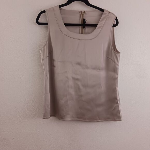 St John scoop neck sleeveless blouse size 10 - Picture 1 of 6